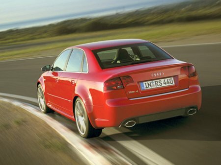�������� Audi RS4